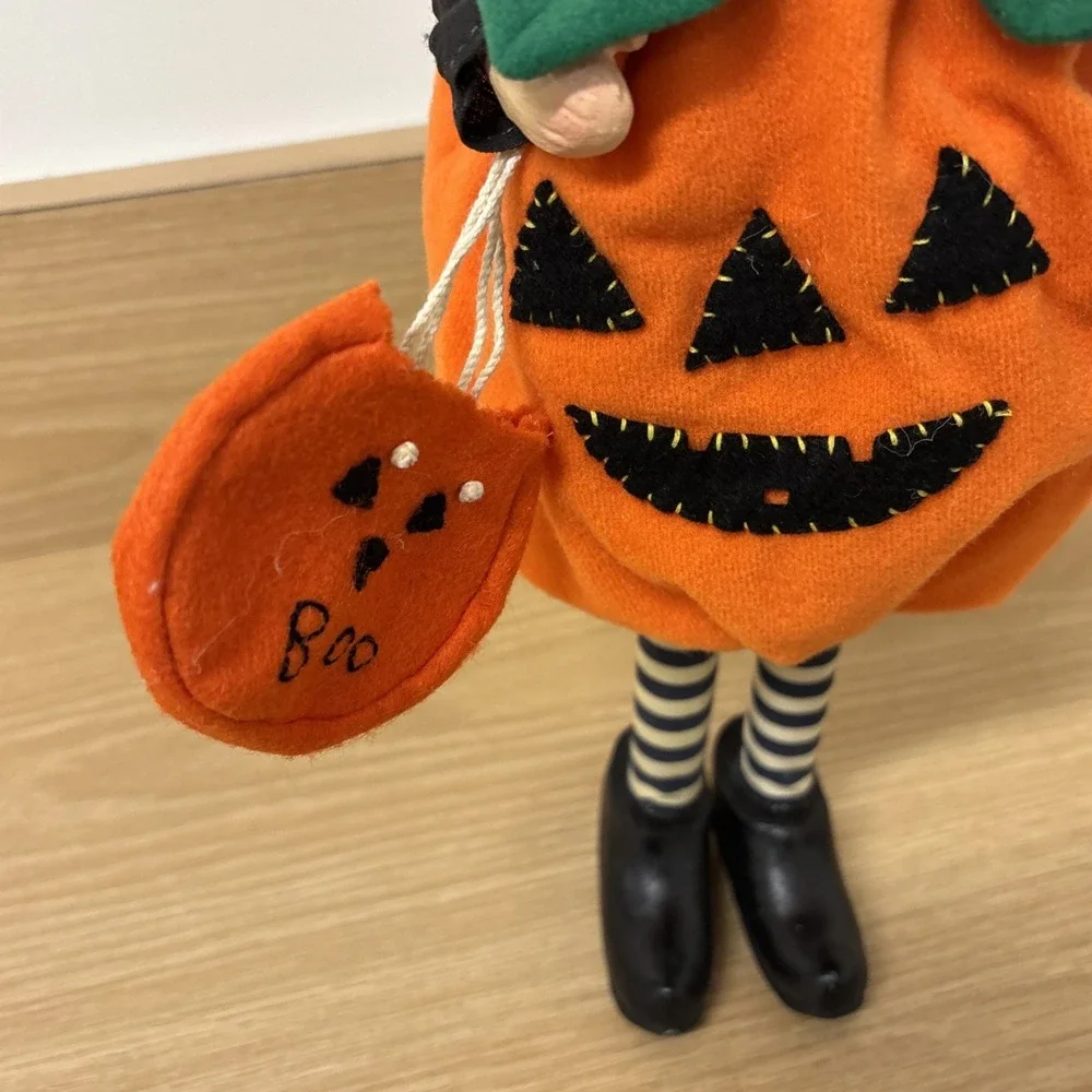 Vintage 1998 Matilda Pumpkin Costume Paper Mache Doll Figure  Rare Halloween Box